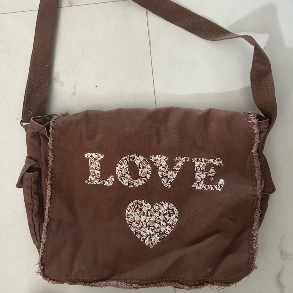 Tootise Roll Love Messenger Bag